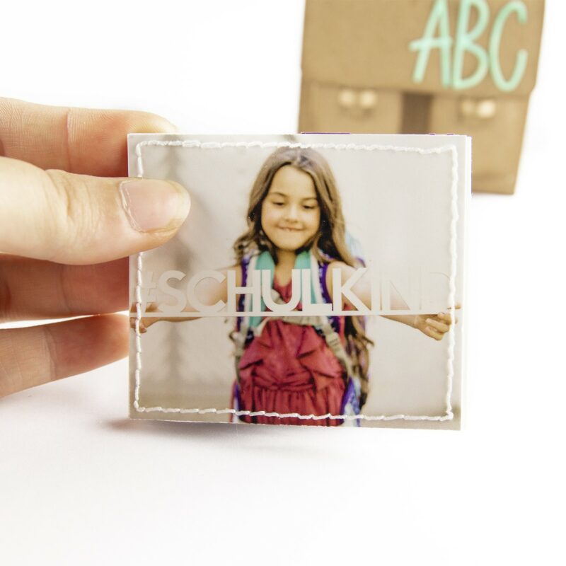 Minialbum in der Schultasche - mit Plotterfreebie | Unsere kleine Bastelstube- DIY Bastelideen für Feste & Anlässe Minialbum in der Schultasche - mit Plotterfreebie | Unsere kleine Bastelstube - DIY Bastelideen für Feste & Anlässe