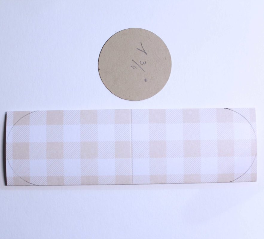 Fenster #4 Herz Verpackung für deine Gäste | Unsere kleine Bastelstube- DIY Bastelideen für Feste & Anlässe Fenster #4 Herz Verpackung für deine Gäste | Unsere kleine Bastelstube - DIY Bastelideen für Feste & Anlässe