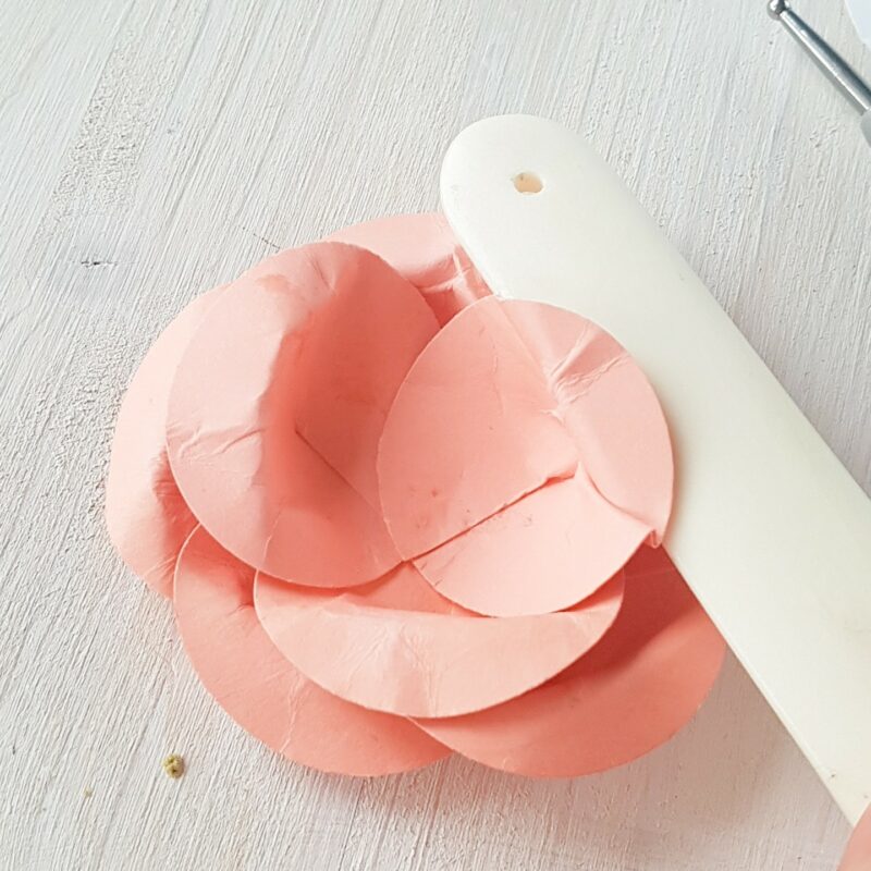 Blumige Stickrahmen - DIY Idee Frühling|Ostern | Unsere kleine Bastelstube- DIY Bastelideen für Feste & Anlässe frühlingskranz stickrahmen diy