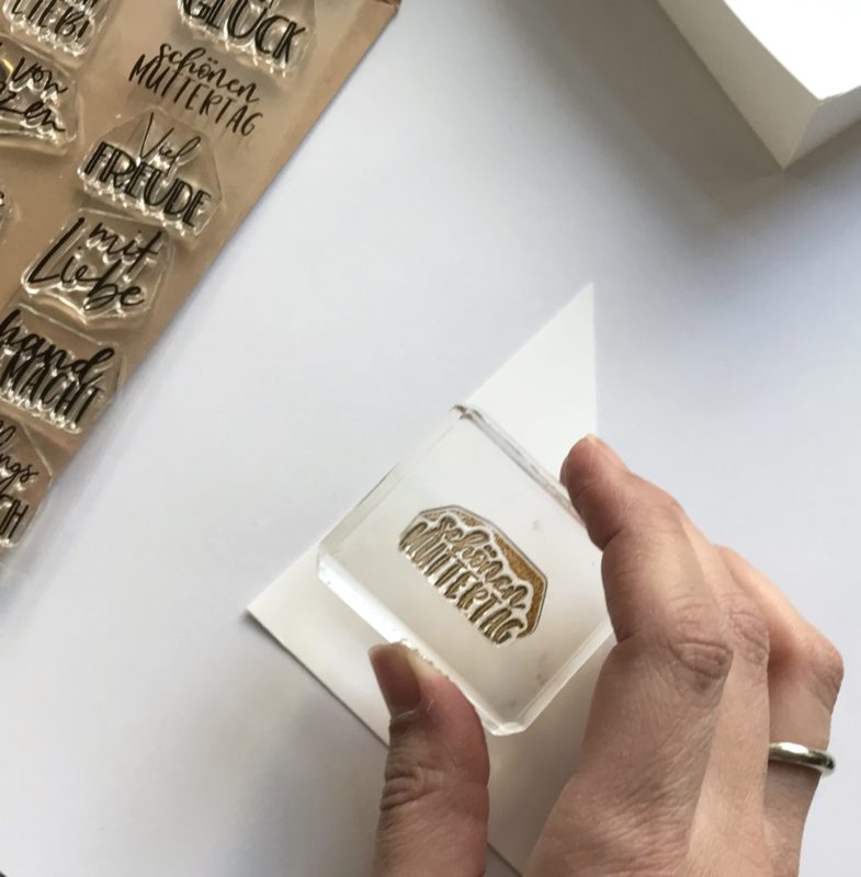 DIY Bastelidee - Geschenkverpackung für Muttertag | Unsere kleine Bastelstube- DIY Bastelideen für Feste & Anlässe geschenkverpackung selber machen