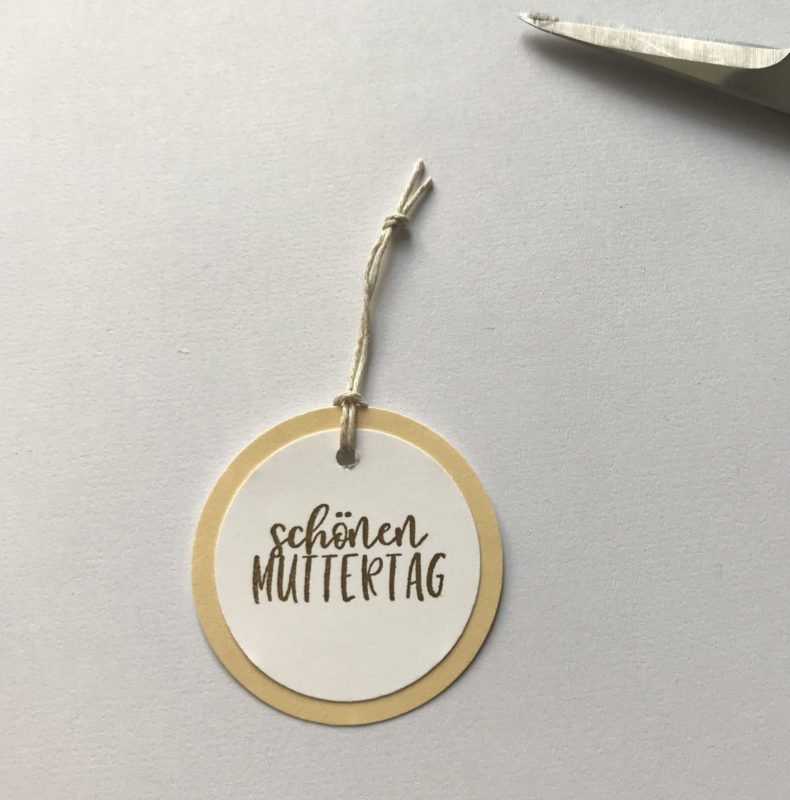 DIY Bastelidee - Geschenkverpackung für Muttertag | Unsere kleine Bastelstube- DIY Bastelideen für Feste & Anlässe geschenkverpackung selber machen