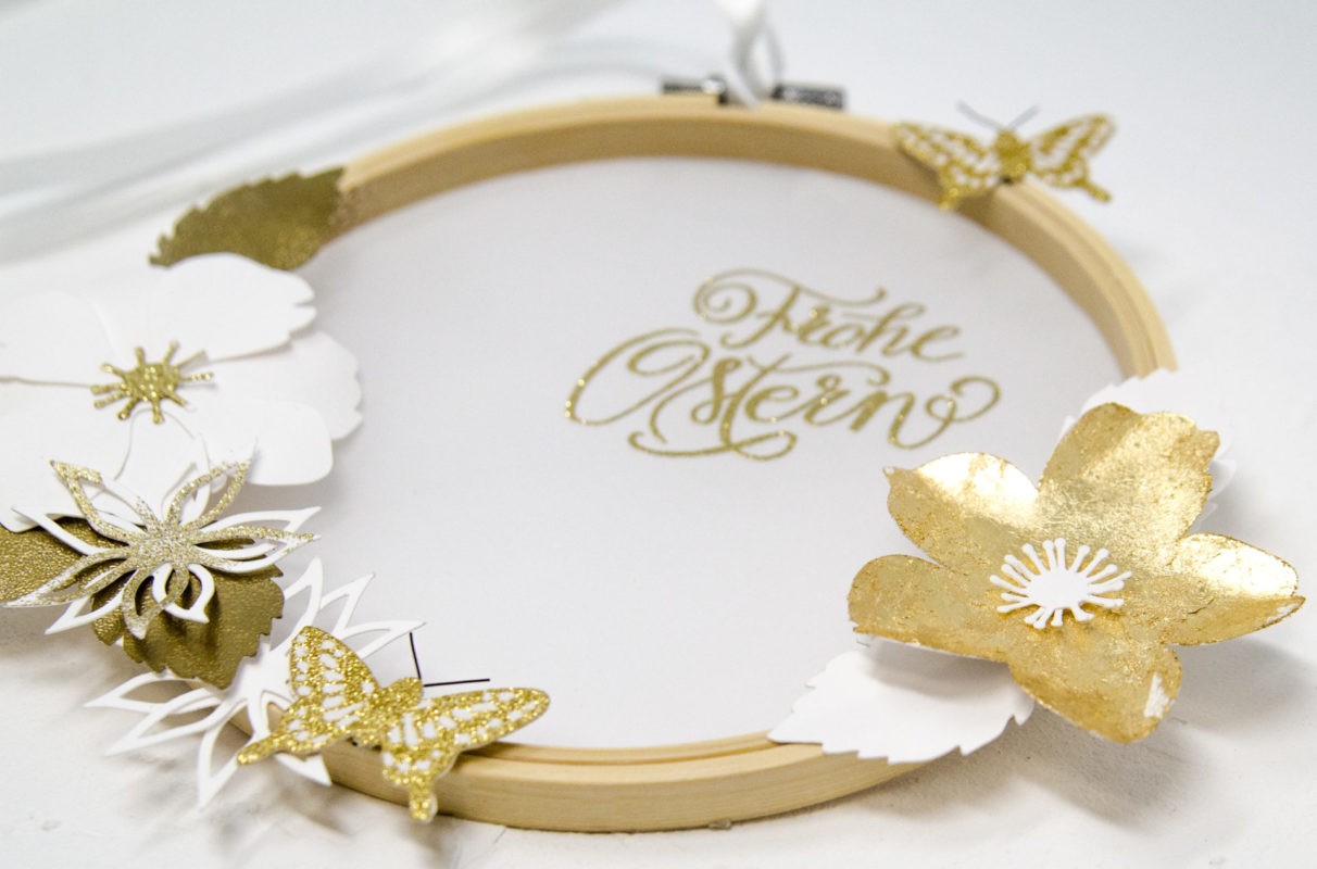 Blumige Stickrahmen - DIY Idee Frühling|Ostern | Unsere kleine Bastelstube- DIY Bastelideen für Feste & Anlässe Stickrahmen-ostern-gold-diy