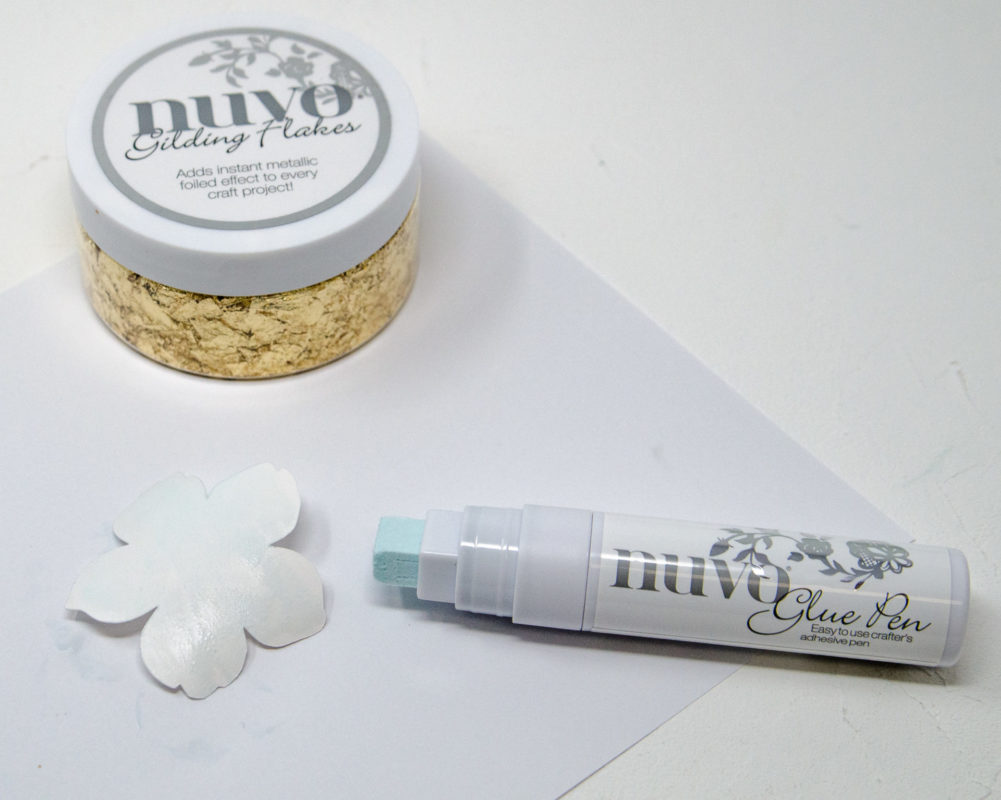 Blumige Stickrahmen - DIY Idee Frühling|Ostern | Unsere kleine Bastelstube- DIY Bastelideen für Feste & Anlässe step5_Stickrahmen_Fruehling_UKB_Fraeulein_Erdbeerli