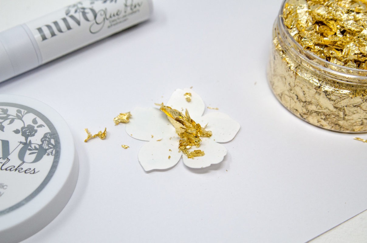 Blumige Stickrahmen - DIY Idee Frühling|Ostern | Unsere kleine Bastelstube- DIY Bastelideen für Feste & Anlässe step6_Stickrahmen_Fruehling_UKB_Fraeulein_Erdbeerli