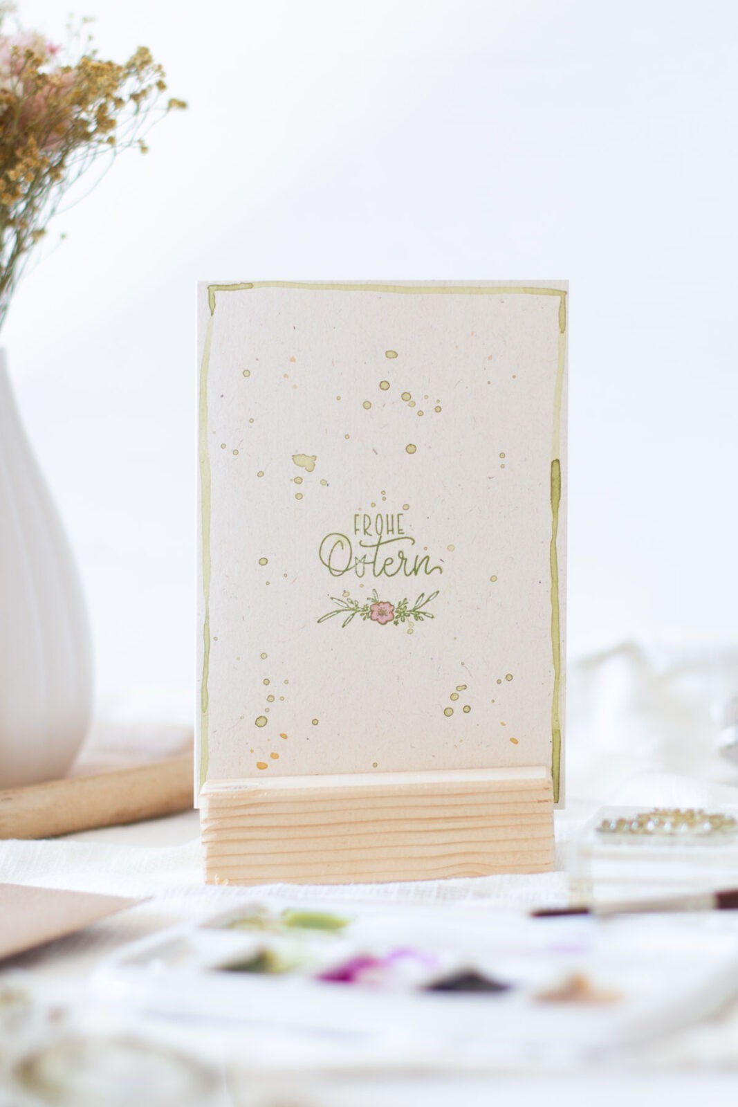 Osterkarte mit Pinselspritzer