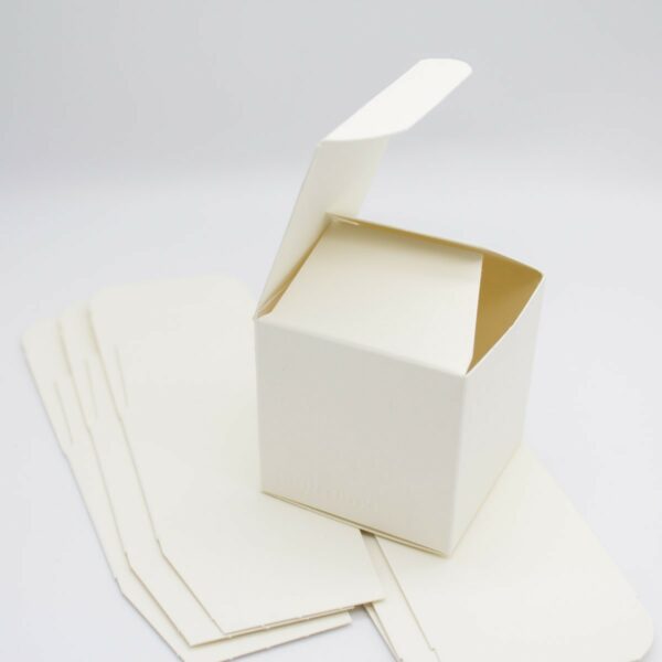 Buntboxen Cube S in Campangner / Creme