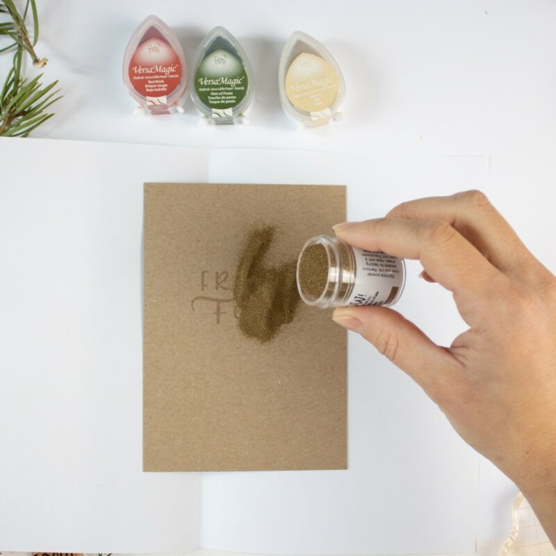 Weihnachtskarte mit Embossing einfach selber machen | Unsere kleine Bastelstube- DIY Bastelideen für Feste & Anlässe Weihnachtskarte mit Embossing einfach selber machen | Unsere kleine Bastelstube - DIY Bastelideen für Feste & Anlässe