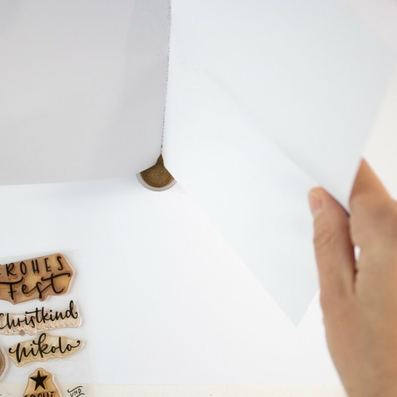 Weihnachtskarte mit Embossing einfach selber machen | Unsere kleine Bastelstube- DIY Bastelideen für Feste & Anlässe Weihnachtskarte mit Embossing einfach selber machen | Unsere kleine Bastelstube - DIY Bastelideen für Feste & Anlässe