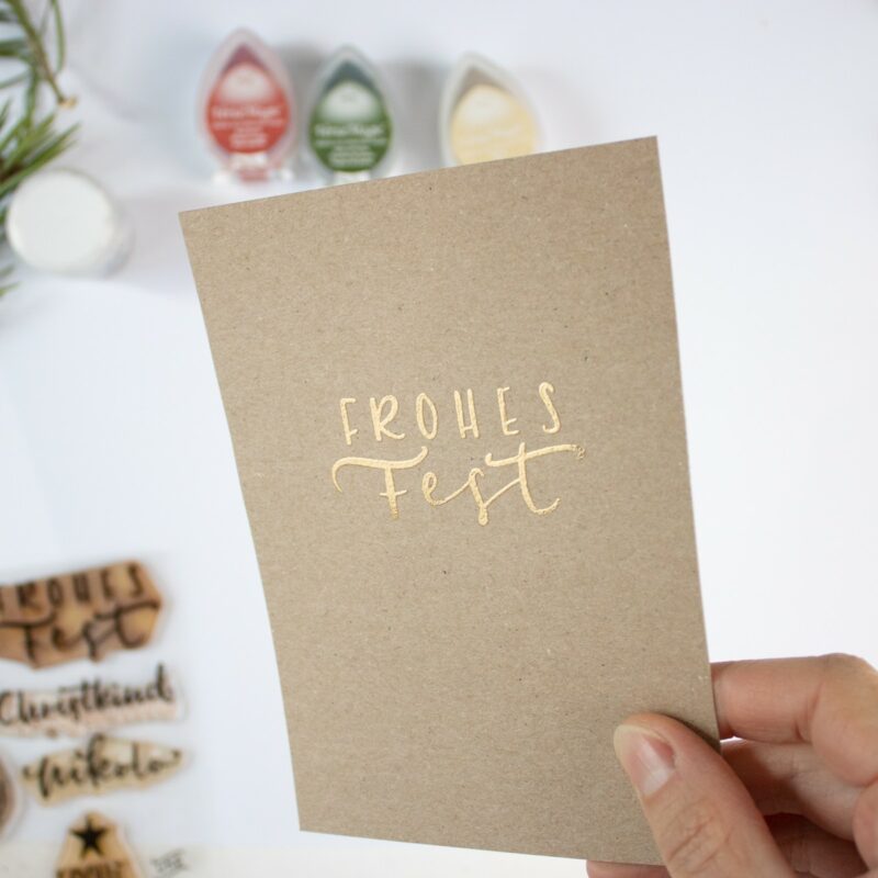Weihnachtskarte mit Embossing einfach selber machen | Unsere kleine Bastelstube- DIY Bastelideen für Feste & Anlässe Weihnachtskarte mit Embossing einfach selber machen | Unsere kleine Bastelstube - DIY Bastelideen für Feste & Anlässe