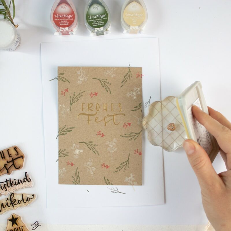 Weihnachtskarte mit Embossing einfach selber machen | Unsere kleine Bastelstube- DIY Bastelideen für Feste & Anlässe Weihnachtskarte mit Embossing einfach selber machen | Unsere kleine Bastelstube - DIY Bastelideen für Feste & Anlässe