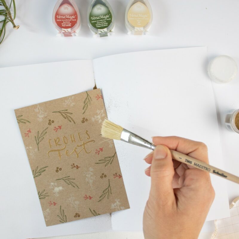 Weihnachtskarte mit Embossing einfach selber machen | Unsere kleine Bastelstube- DIY Bastelideen für Feste & Anlässe Weihnachtskarte mit Embossing einfach selber machen | Unsere kleine Bastelstube - DIY Bastelideen für Feste & Anlässe