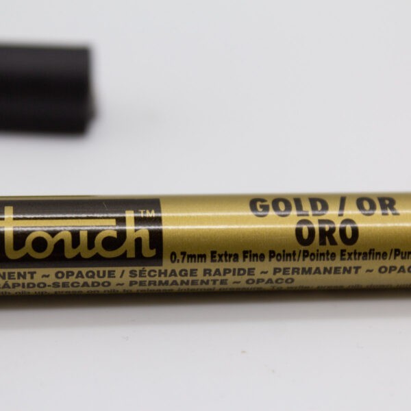 Pen-touch Glod - Sakura Extra Fine