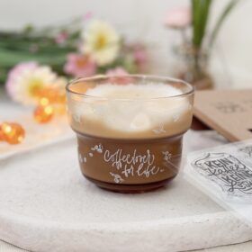 Glas und Keramik bestempeln: So funktioniert es mit Clear Stamps | Unsere kleine Bastelstube- DIY Bastelideen für Feste & Anlässe Glas und Keramik bestempeln: So funktioniert es mit Clear Stamps | Unsere kleine Bastelstube - DIY Bastelideen für Feste & Anlässe